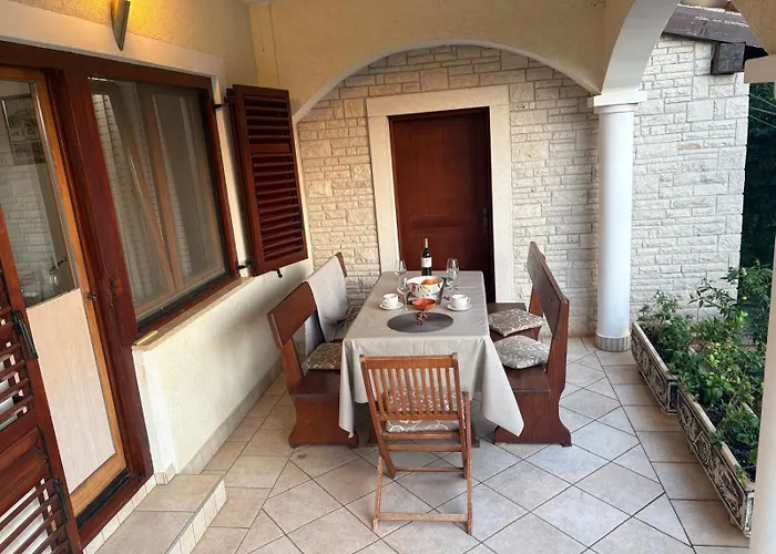 Διαμέρισμα A2